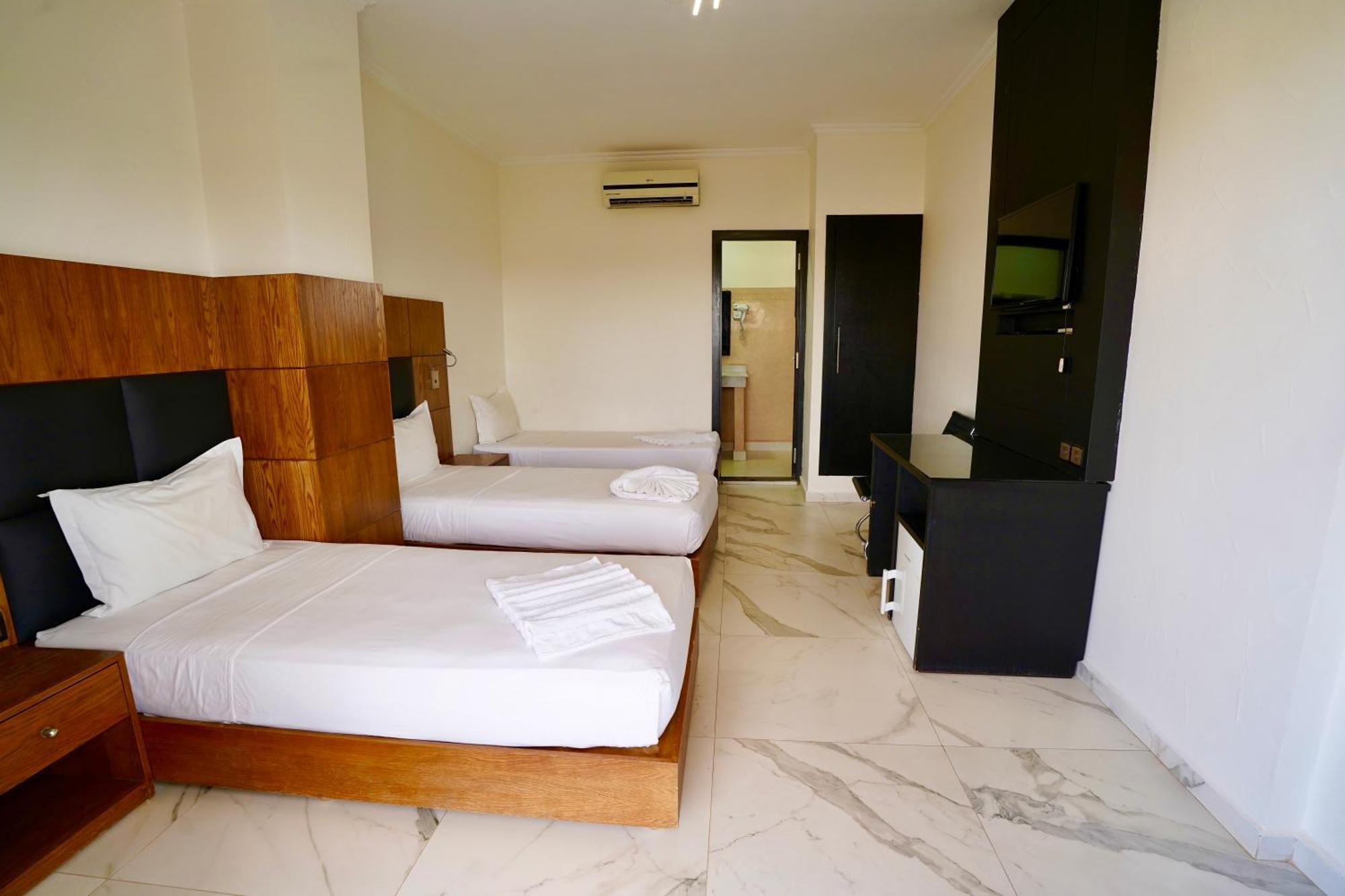Ourika Camp Suites Hotel & Resort El Harkat Exterior photo
