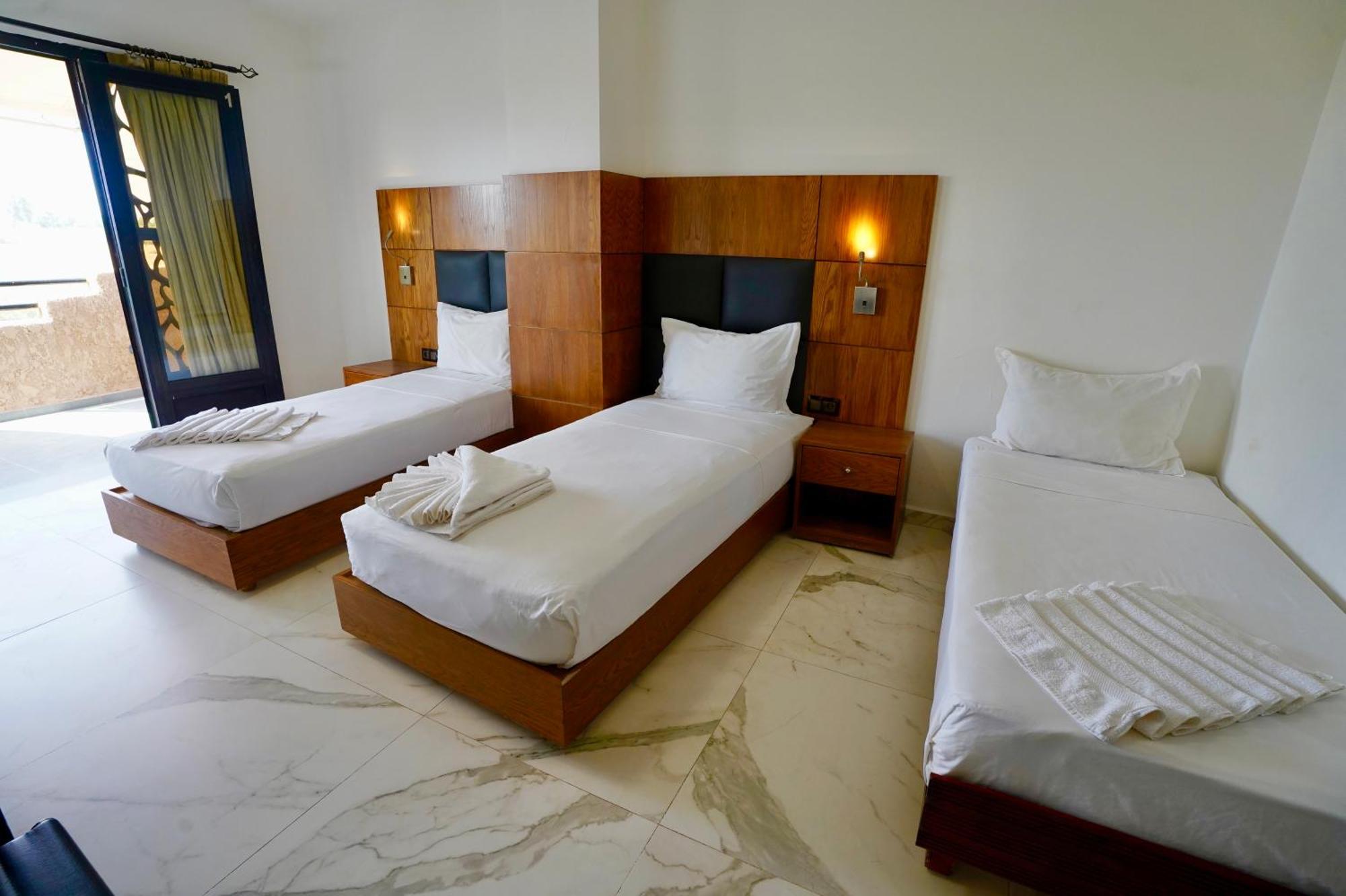 Ourika Camp Suites Hotel & Resort El Harkat Exterior photo